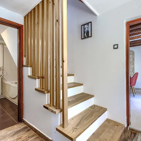 Happy By Interhome *